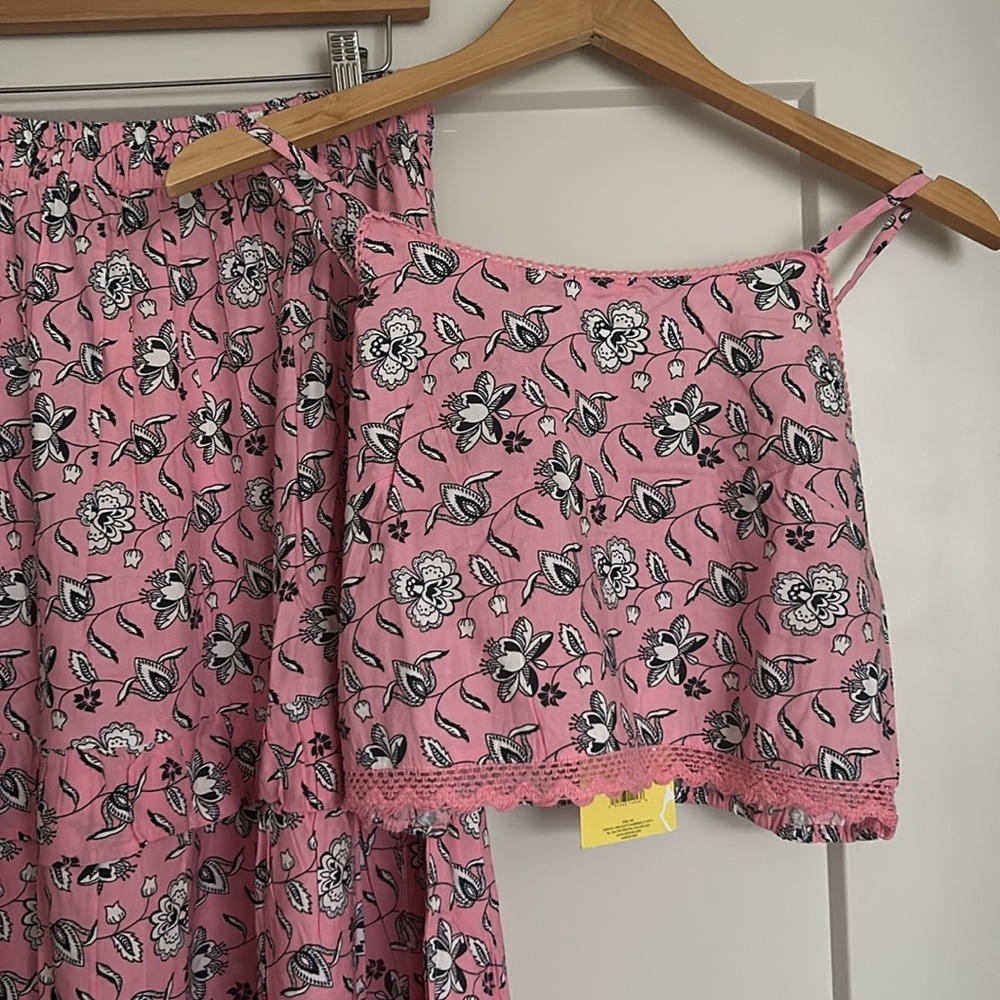 SALTY LEMON 2-PIECE SKIRT SET SIZE M NWT - Picture 2 of 10